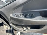 Hyundai TUCSON CRDI PREMIUM SE 12