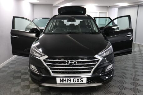 Hyundai TUCSON CRDI PREMIUM SE 8