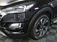Hyundai TUCSON CRDI PREMIUM SE 32
