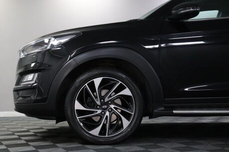 Hyundai TUCSON CRDI PREMIUM SE 28