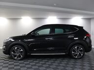 Hyundai TUCSON CRDI PREMIUM SE 19