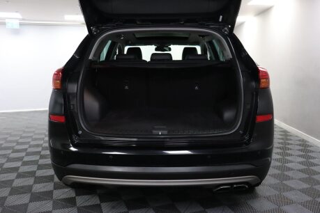 Hyundai TUCSON CRDI PREMIUM SE 15