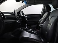 Hyundai TUCSON CRDI PREMIUM SE 44