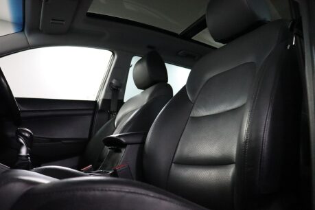 Hyundai TUCSON CRDI PREMIUM SE 36