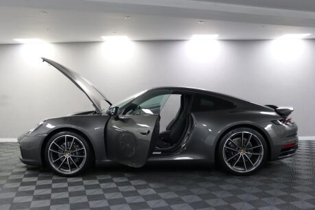 Porsche 911 CARRERA PDK 5