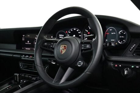 Porsche 911 CARRERA PDK 13