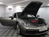 Porsche 911 CARRERA PDK 16