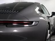 Porsche 911 CARRERA PDK 26