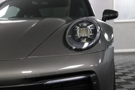Porsche 911 CARRERA PDK 31