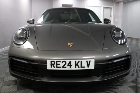 Porsche 911 CARRERA PDK 32