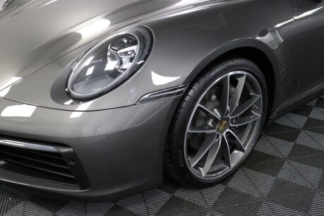 Porsche 911 CARRERA PDK 33