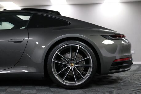 Porsche 911 CARRERA PDK 41