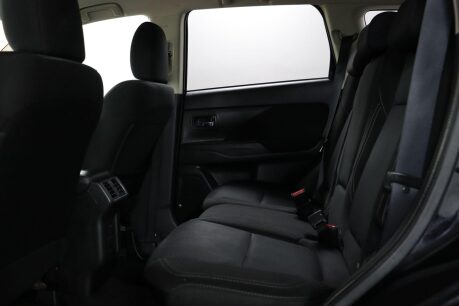 Mitsubishi Outlander DESIGN 43