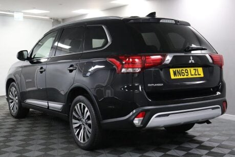 Mitsubishi Outlander DESIGN 11