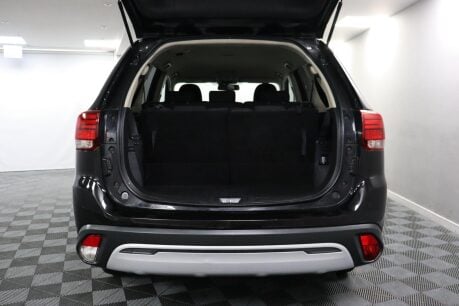 Mitsubishi Outlander DESIGN 15