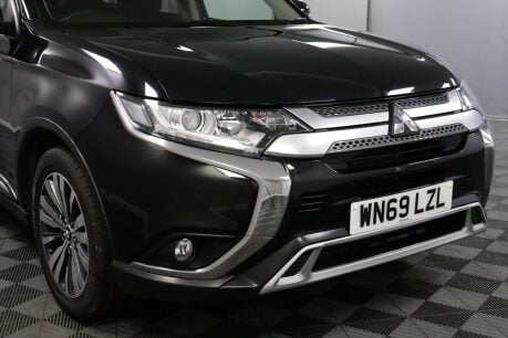Mitsubishi Outlander DESIGN 27