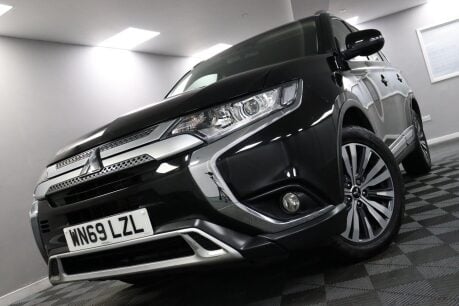 Mitsubishi Outlander DESIGN 33