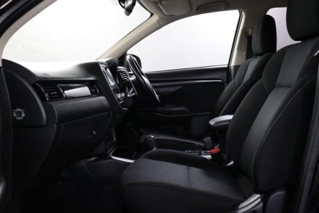 Mitsubishi Outlander DESIGN 44