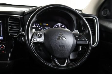 Mitsubishi Outlander DESIGN 47