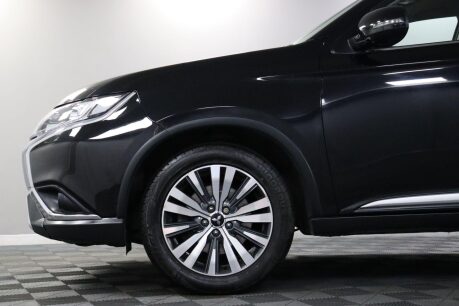 Mitsubishi Outlander DESIGN 28