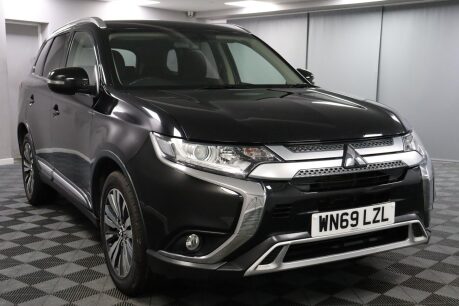 Mitsubishi Outlander DESIGN 31