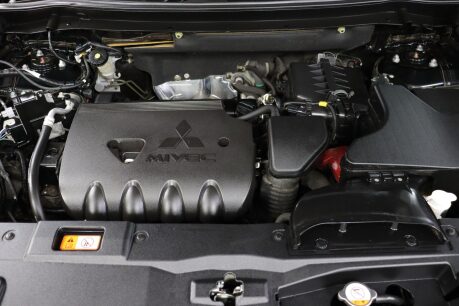 Mitsubishi Outlander DESIGN 46