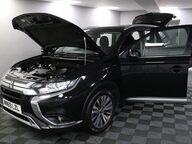 Mitsubishi Outlander DESIGN 17