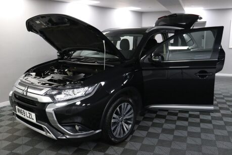 Mitsubishi Outlander DESIGN 17