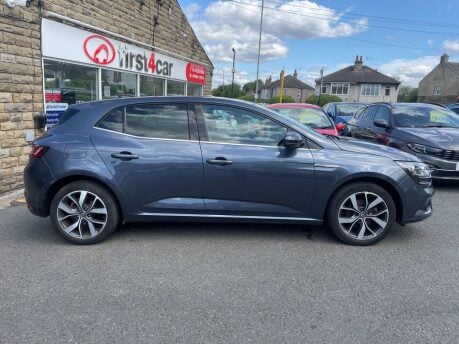 Renault Megane DYNAMIQUE S NAV DCI 7