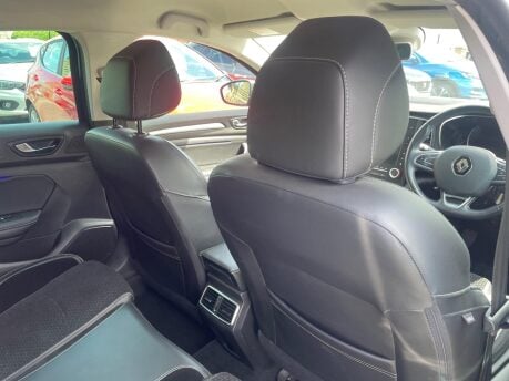 Renault Megane DYNAMIQUE S NAV DCI 9