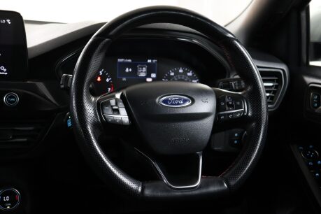 Ford Focus ST-LINE X 47