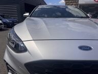 Ford Focus ST-LINE X 6