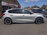 Ford Focus ST-LINE X 7