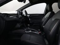 Ford Focus ST-LINE X 44