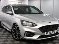 Ford Focus ST-LINE X 20