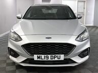 Ford Focus ST-LINE X 2