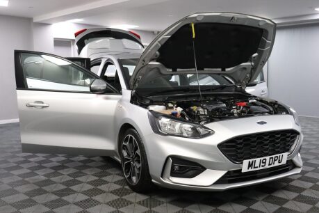 Ford Focus ST-LINE X 16