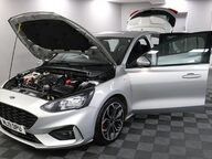 Ford Focus ST-LINE X 17