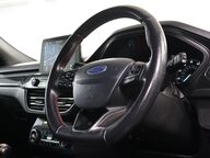 Ford Focus ST-LINE X 13