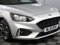 Ford Focus ST-LINE X 27
