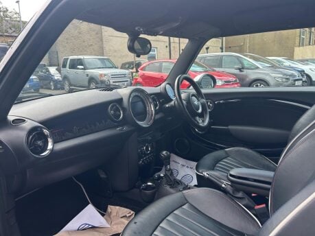 Mini Hatch COOPER LONDON 2012 EDITION 9