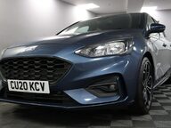 Ford Focus ST-LINE X 32