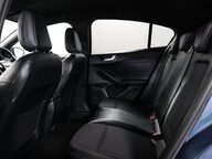 Ford Focus ST-LINE X 44