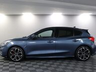 Ford Focus ST-LINE X 22
