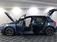 Ford Focus ST-LINE X 8