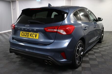 Ford Focus ST-LINE X 15