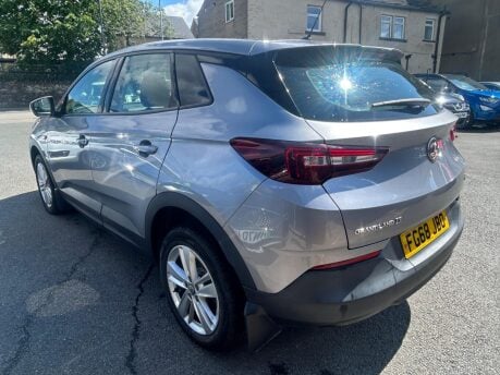 Vauxhall Grandland X SE S/S 4