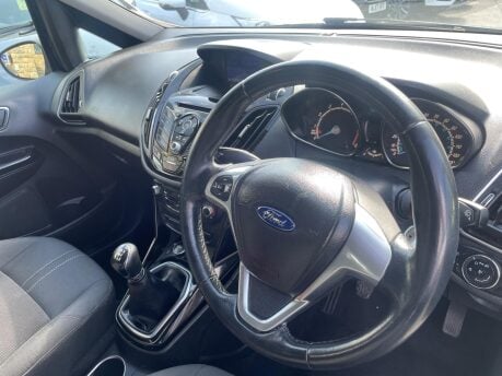 Ford B-Max ZETEC NAVIGATOR 12