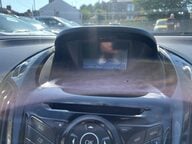 Ford B-Max ZETEC NAVIGATOR 27