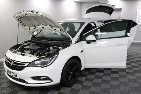 Vauxhall Astra SRI NAV S/S 17